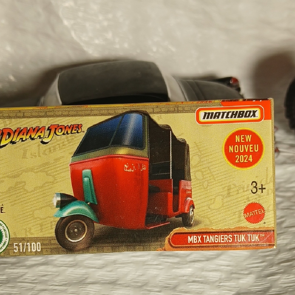 Matchbox MBX Tangiers Tuk Tuk - Red and Teal